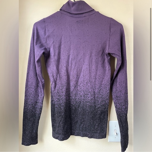 Athleta Flurry Blizzard Gradient Turtleneck - Picture 3 of 5